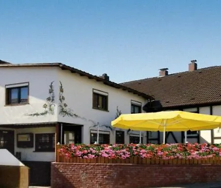 & Restaurant Zum Deutschen Haus فندق 3*
