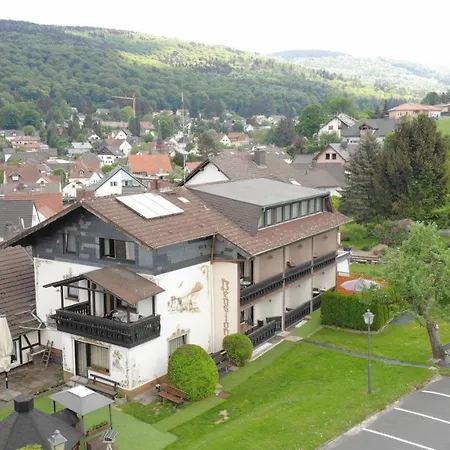 Hotel & Restaurant Zum Deutschen Haus 3*