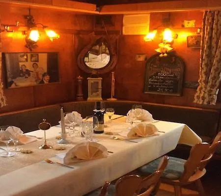 & Restaurant Zum Deutschen Haus Hotel 3*