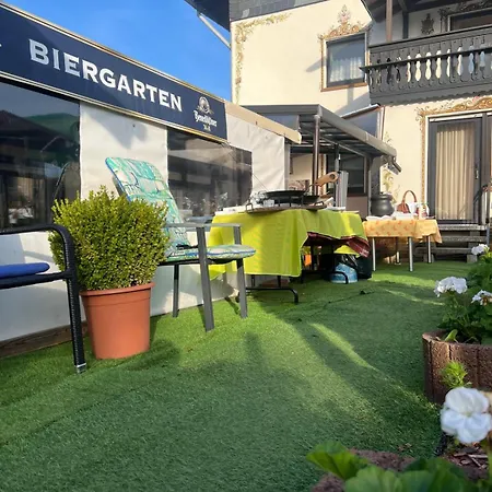 & Restaurant Zum Deutschen Haus 3*