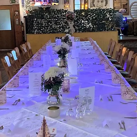 Hotel & Restaurant Zum Deutschen Haus 3*